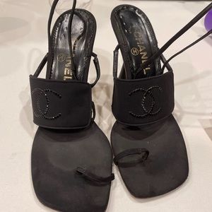 Chanel 90s Vintage Strappy heels